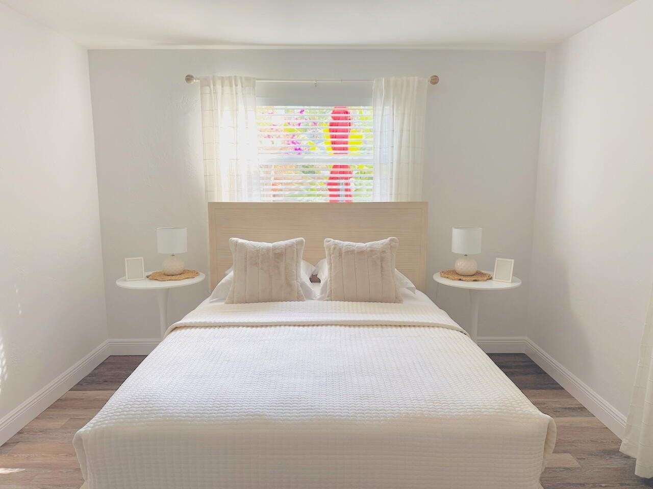 311 North Swinton Avenue - Photo 2 of 44