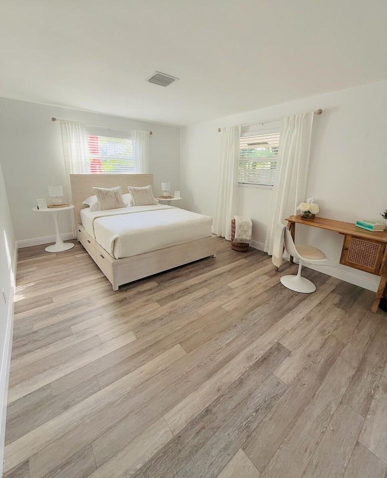 311 North Swinton Avenue - Photo 3 of 44