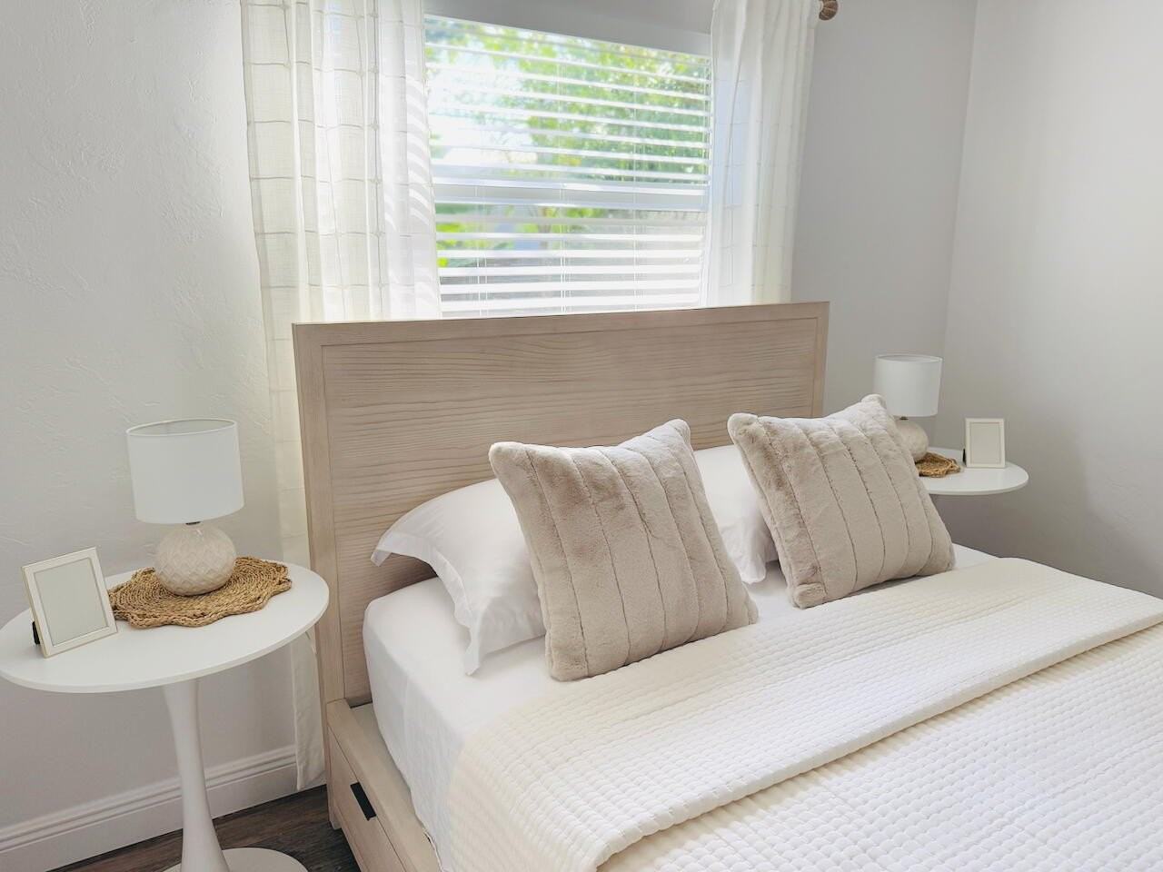 311 North Swinton Avenue - Photo 7 of 44