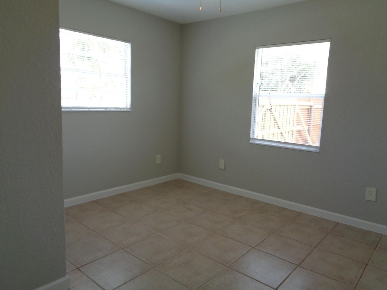 3601 Lakewood Road - Photo 4 of 18