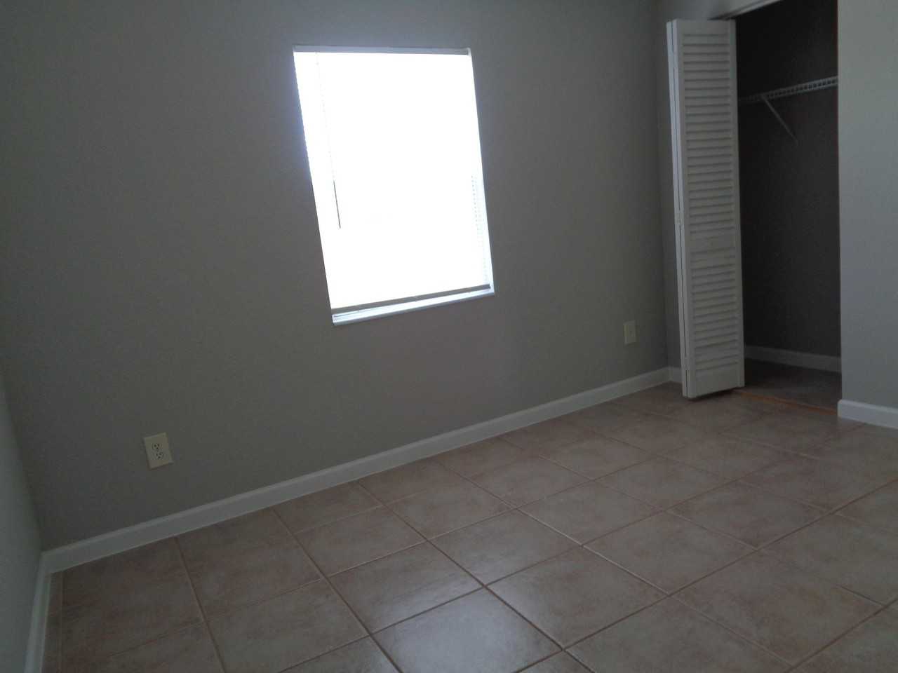 3601 Lakewood Road - Photo 5 of 18