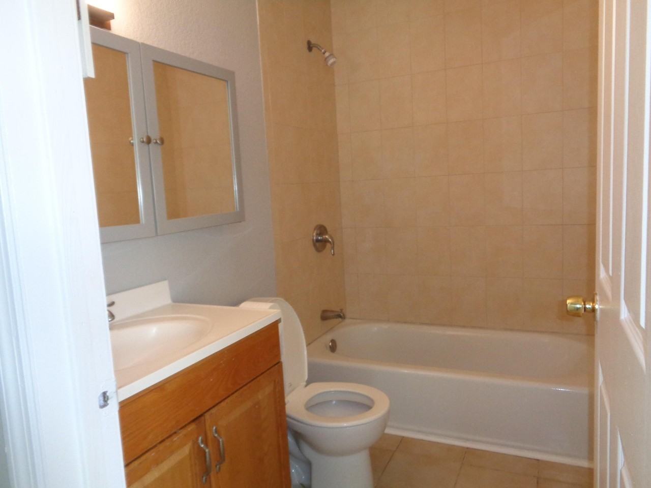 3601 Lakewood Road - Photo 7 of 18