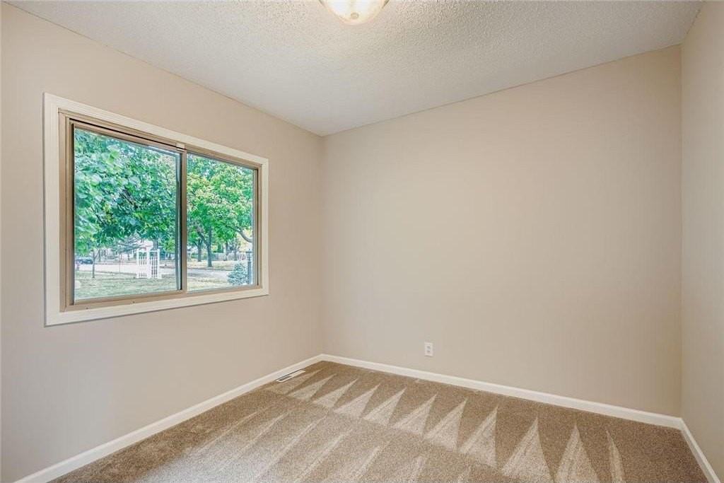 4643 North Emerson Avenue - Photo 7 of 17