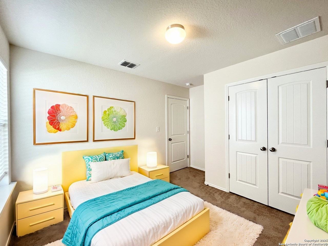 10823 Airmen Dr - Photo 5 of 33