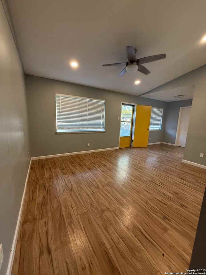 2102 Deadwood Drive - Photo 3 of 9