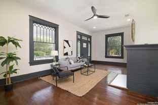 207 Loretta Pl - Photo 1 of 1