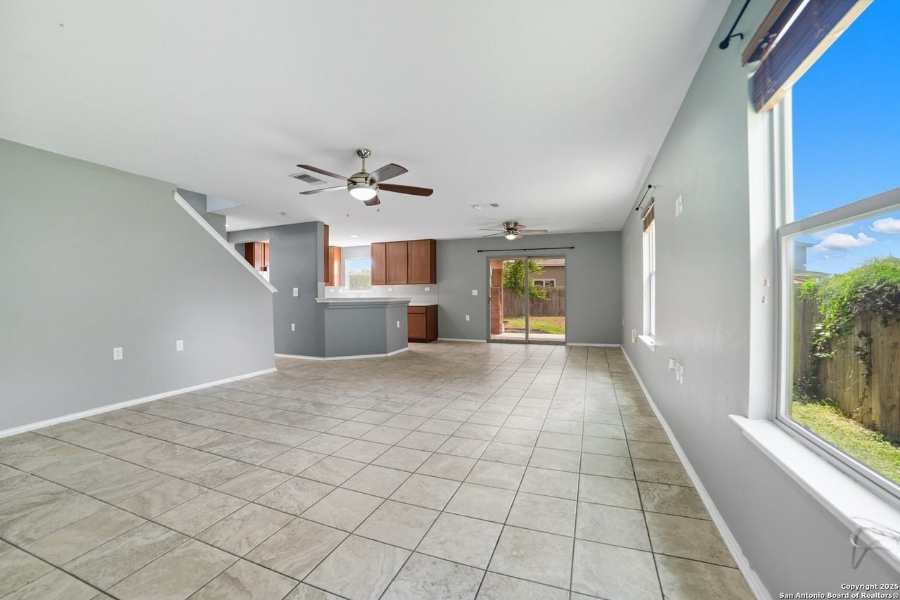 6046 Plumbago Pl - Photo 5 of 9