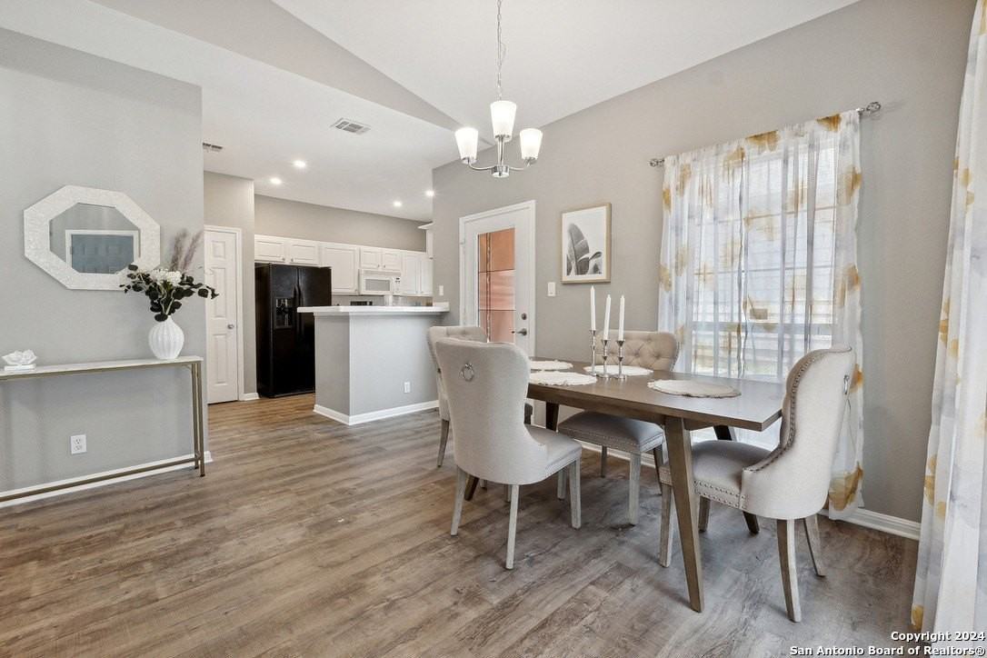 117 Chapel Hill Circle #117 - Photo 3 of 28