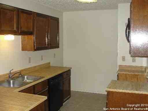 16307 Bitter Creek Street - Photo 4 of 12