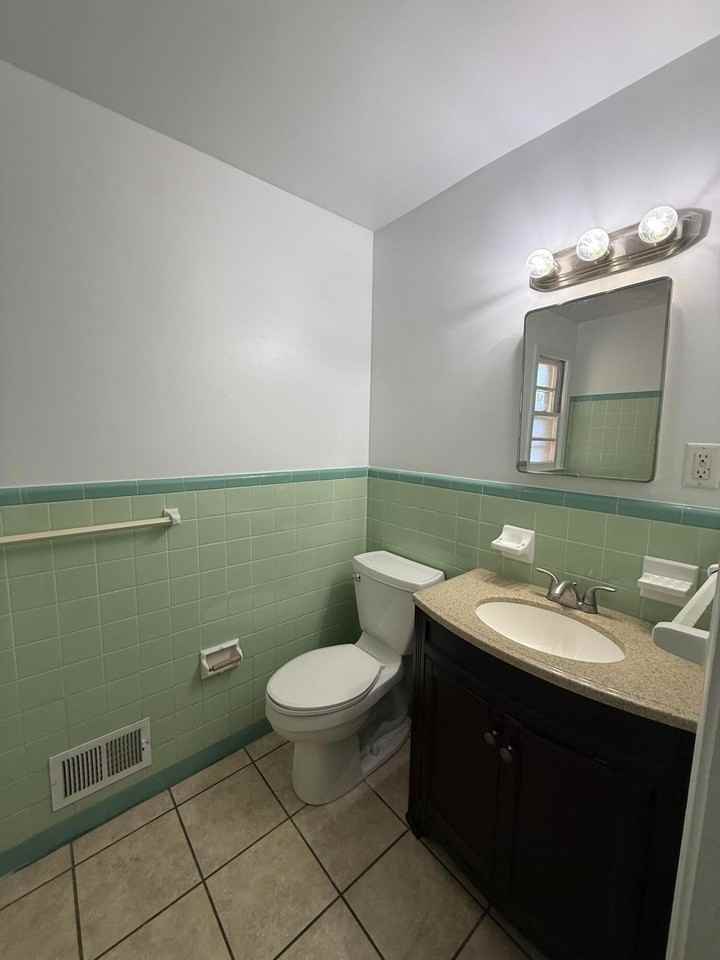 119 Woodside Road - Photo 5 of 19