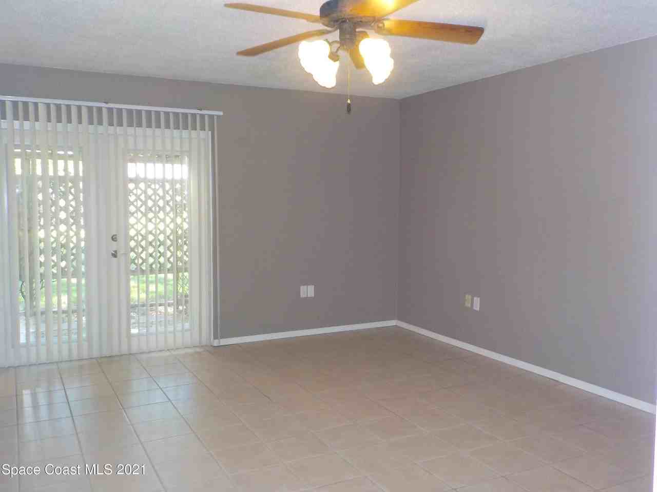 520 Avondale Road Northeast - Photo 7 of 14