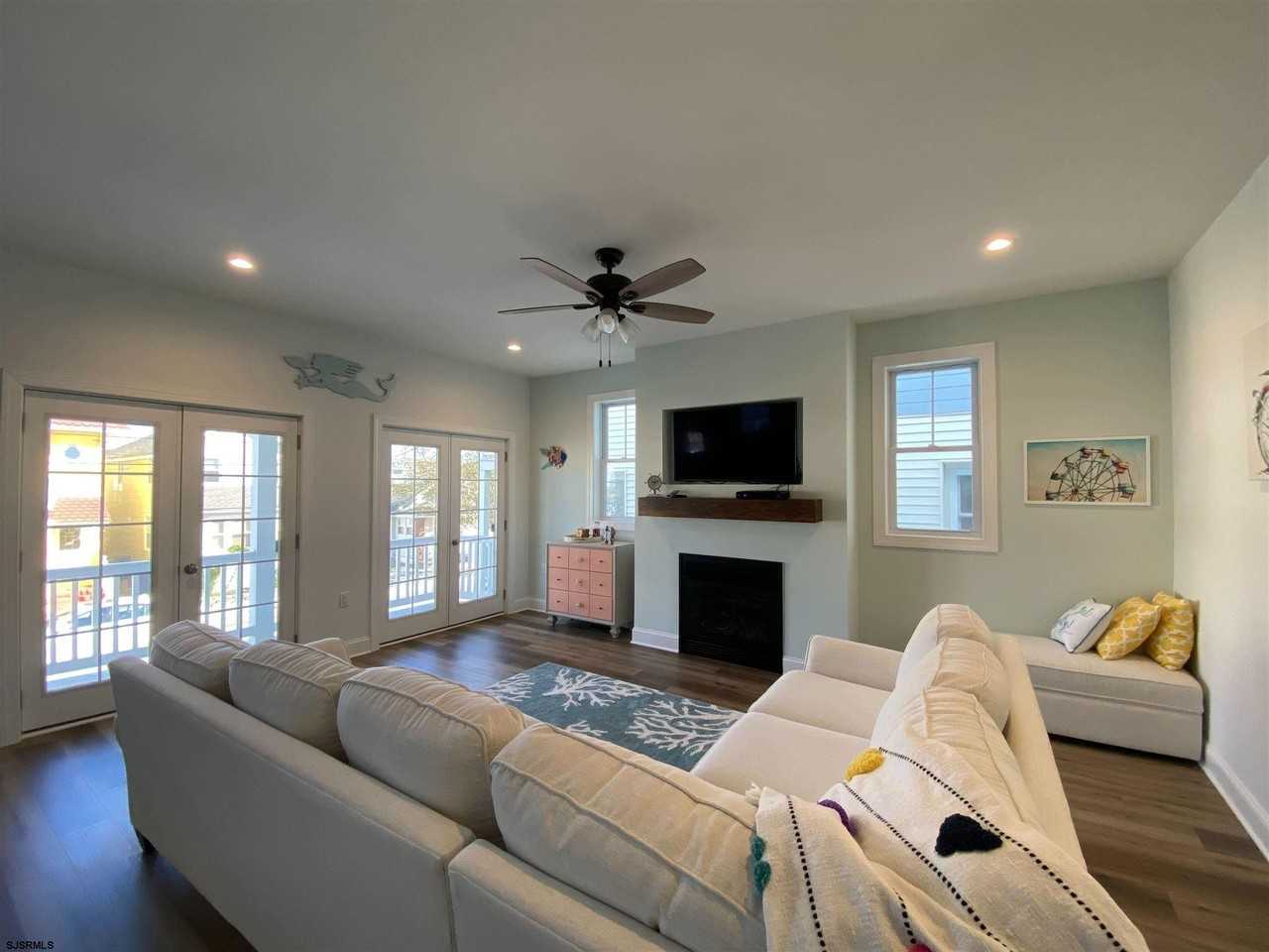 118 New Haven Avenue - Photo 4 of 23