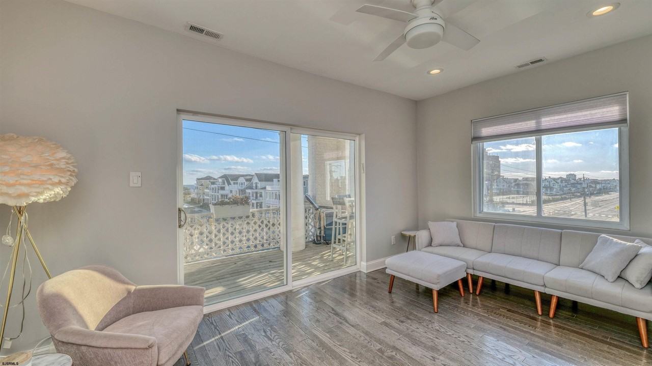 25 Surrey Avenue - Photo 4 of 27