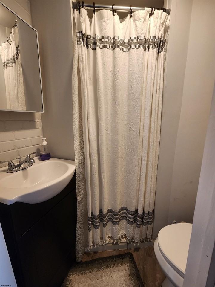 24 Baton Rouge Avenue - Photo 6 of 18