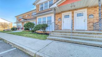 705 N Dudley Ave - Photo 1 of 1