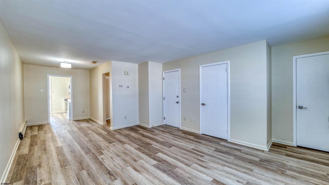 705 N Dudley Ave - Photo 6 of 16