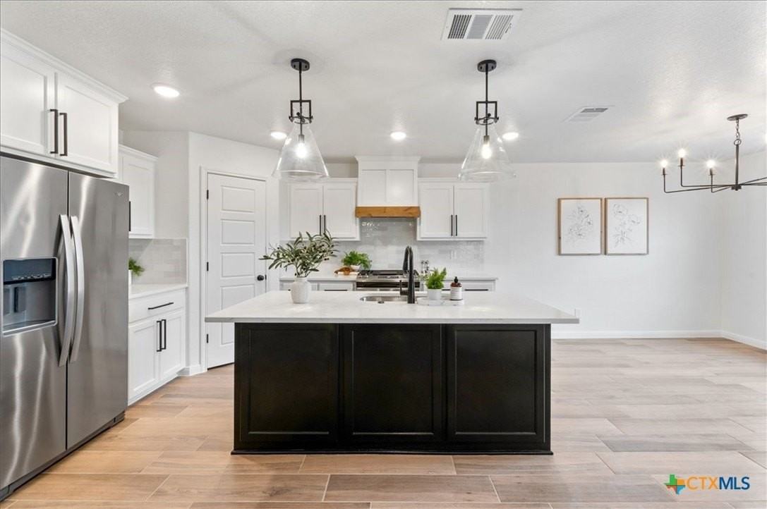 6019 Catania Drive - Photo 6 of 33