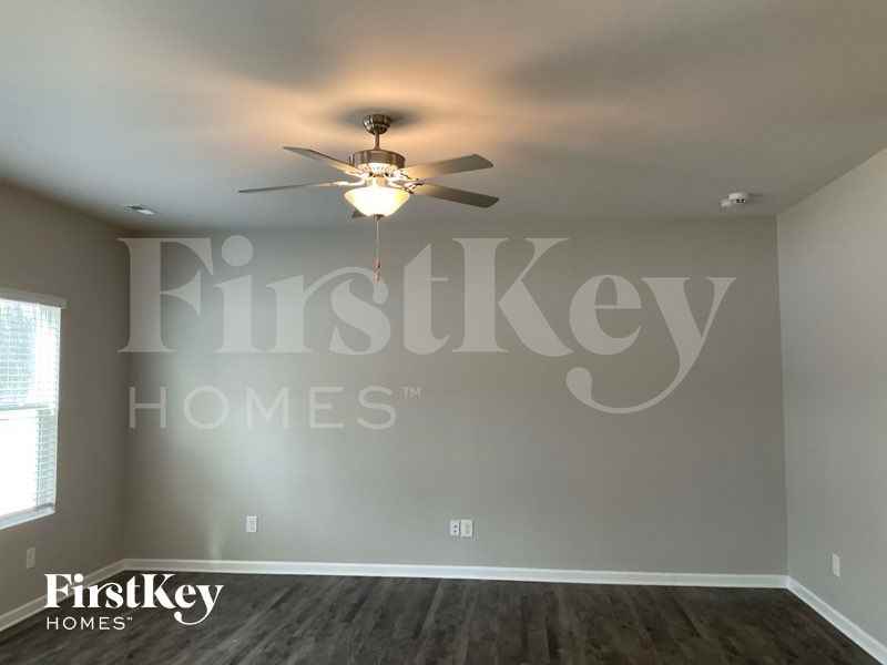 9620 Hamel Street - Photo 6 of 12