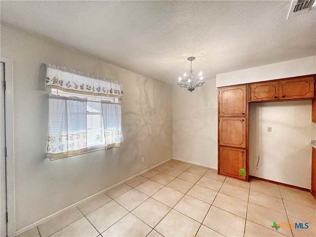 1792 Kuehler Ave - Photo 7 of 20