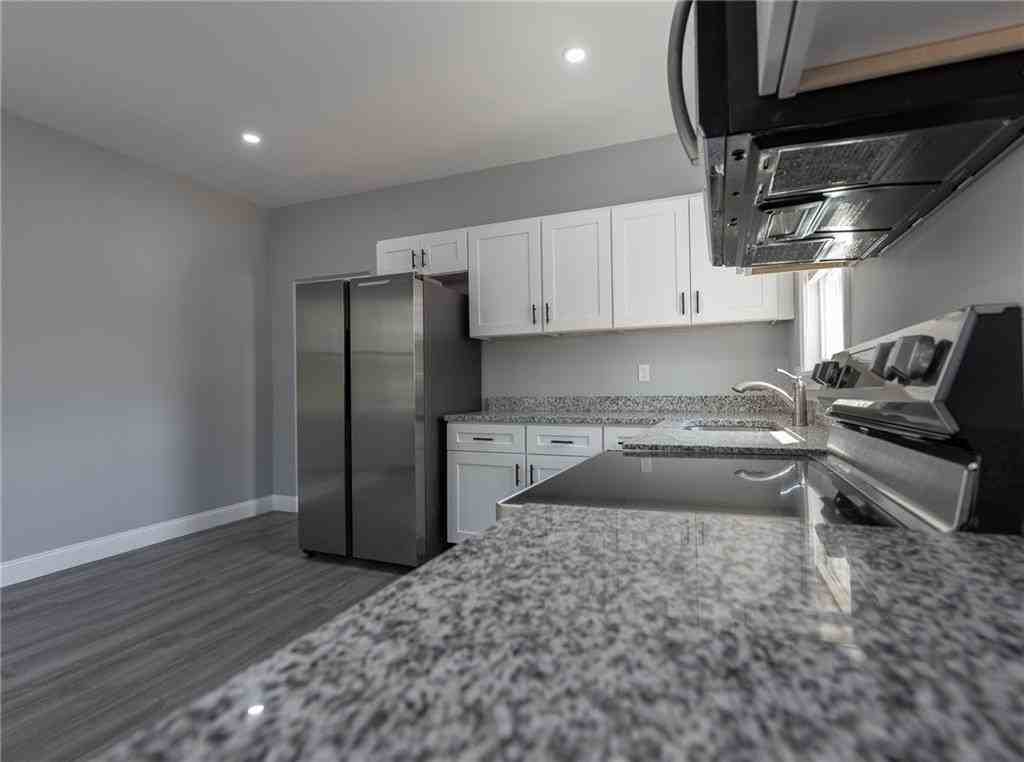 49 Hollis St - Photo 7 of 25