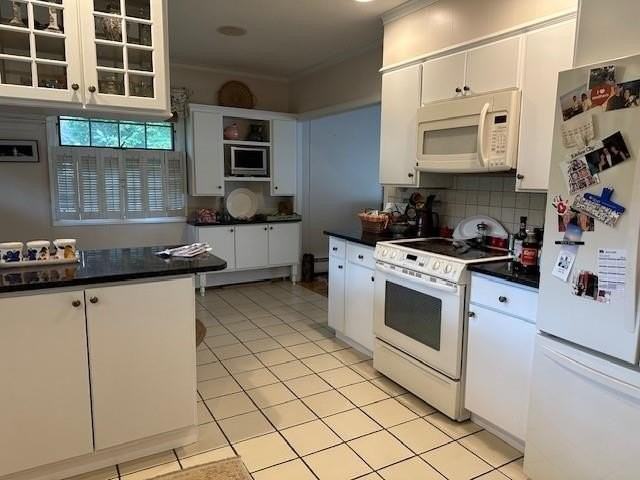 14 Rip Van Winkle Circle - Photo 7 of 27