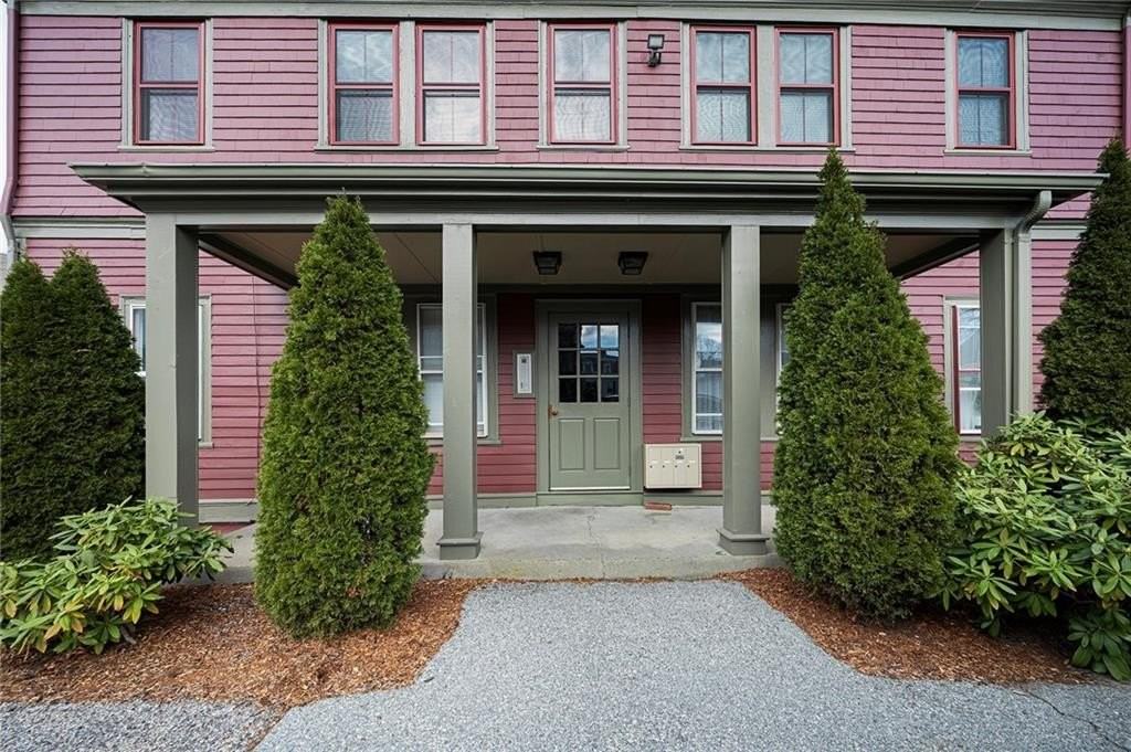 146 Grove Street #2L - Photo 3 of 15