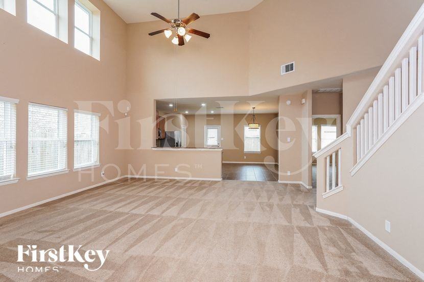 3 Garden Ridge Ct - Photo 3 of 15