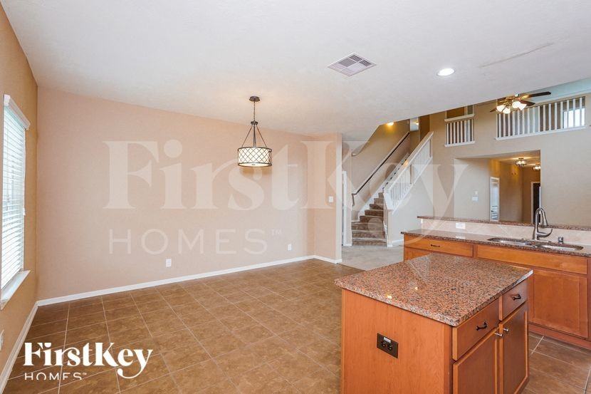 3 Garden Ridge Ct - Photo 6 of 15