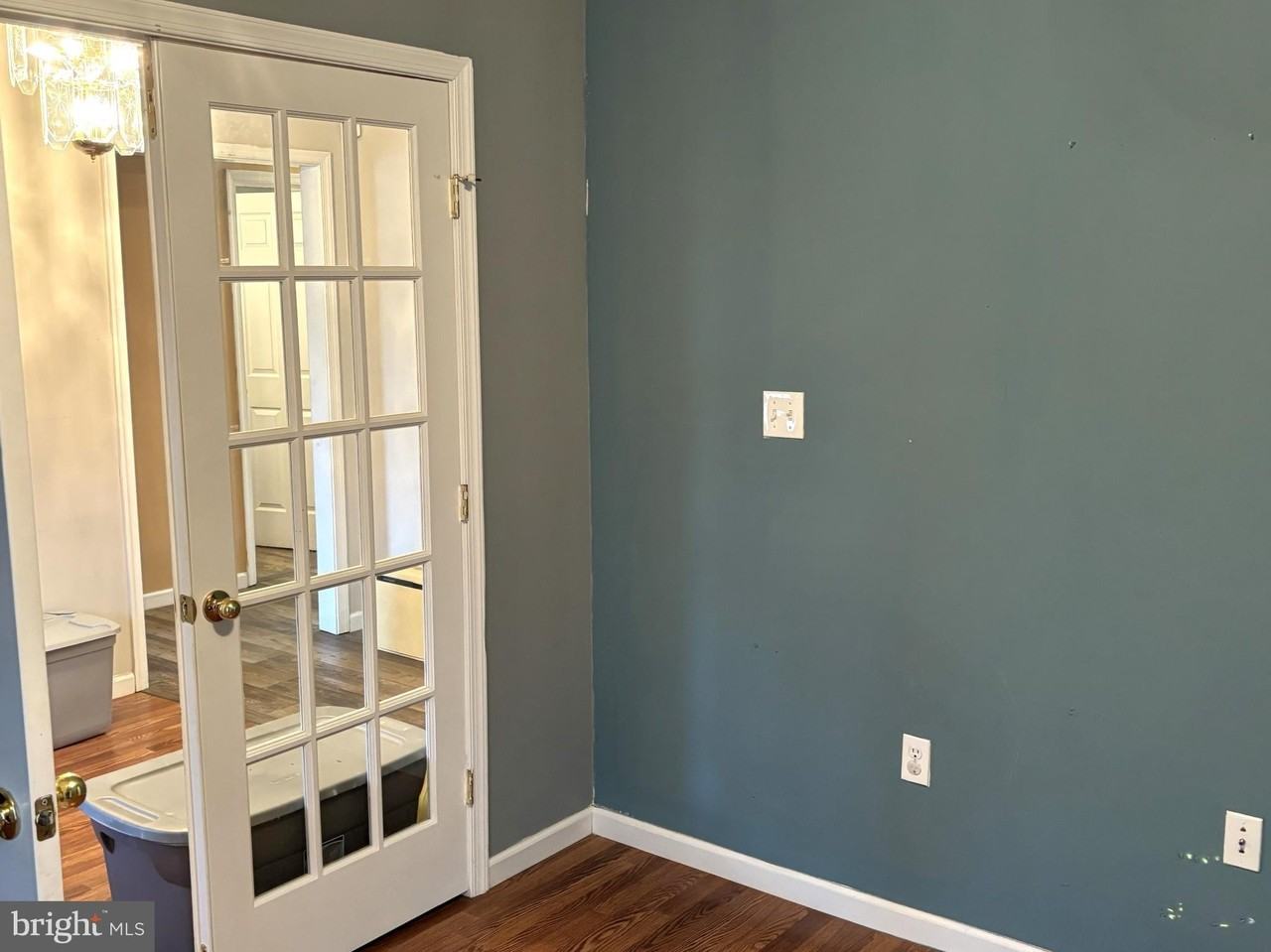 25450 Honeysuckle Dr - Photo 5 of 21