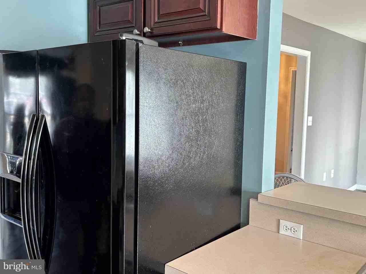 25450 Honeysuckle Dr - Photo 7 of 21