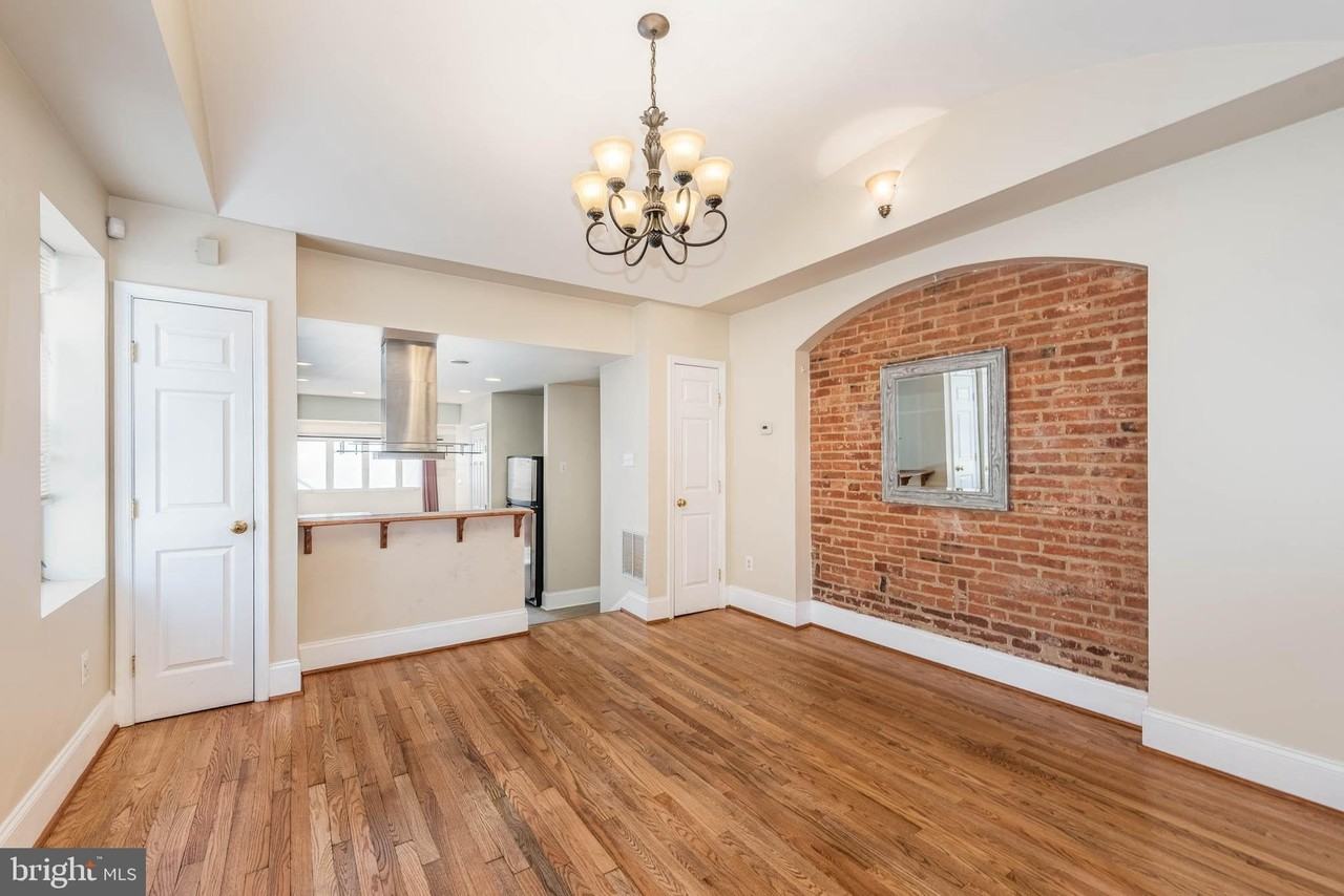 2227 Bank Street - Photo 4 of 39