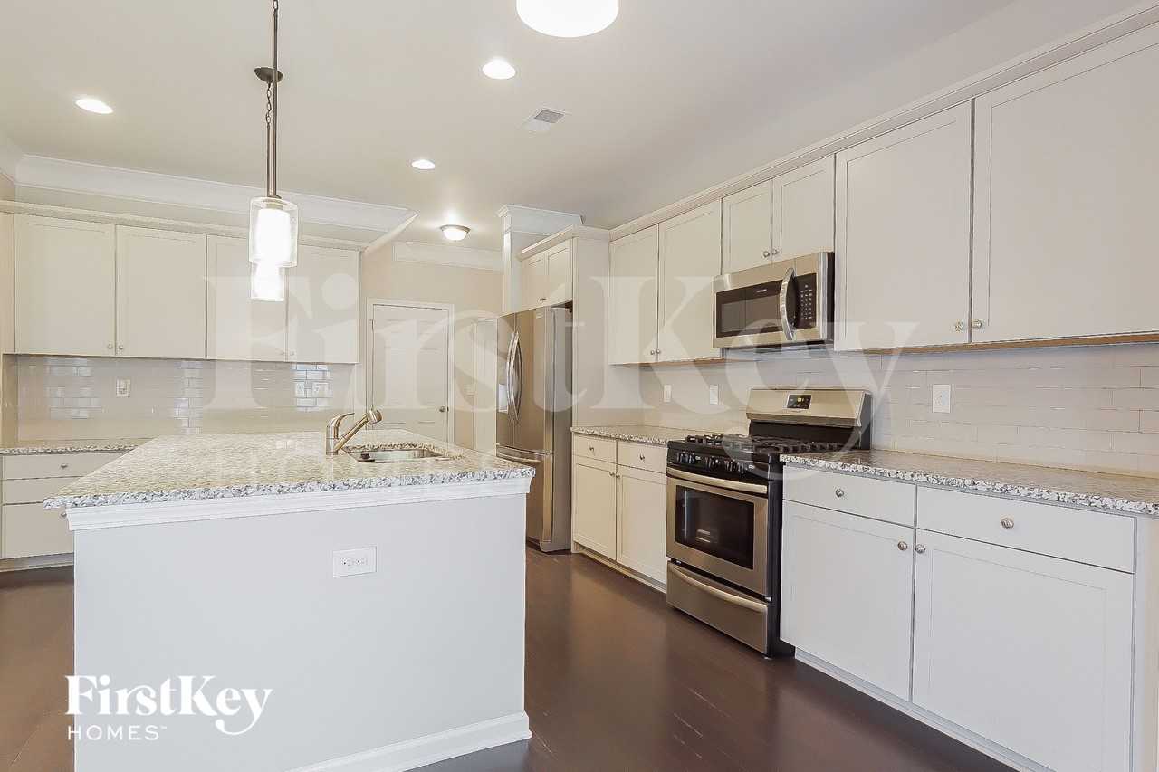 6608 Rice Circle - Photo 5 of 15