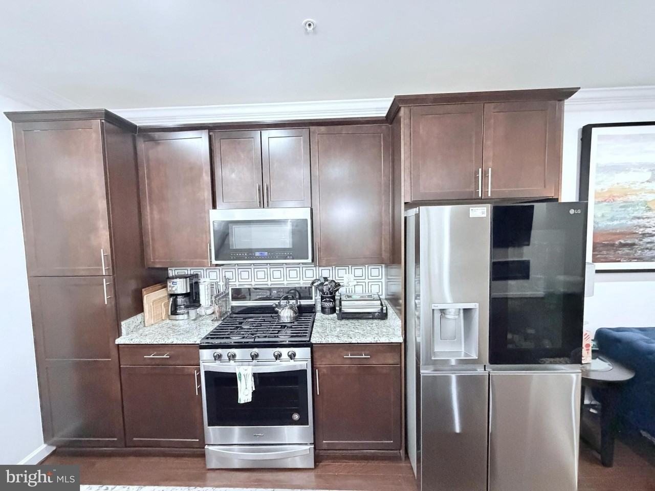 7232 Barrberry Lane - Photo 3 of 25