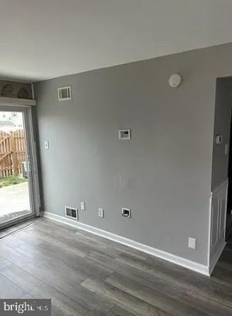 7 Logan Court - Photo 3 of 24