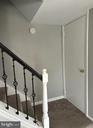 7 Logan Court - Photo 6 of 24