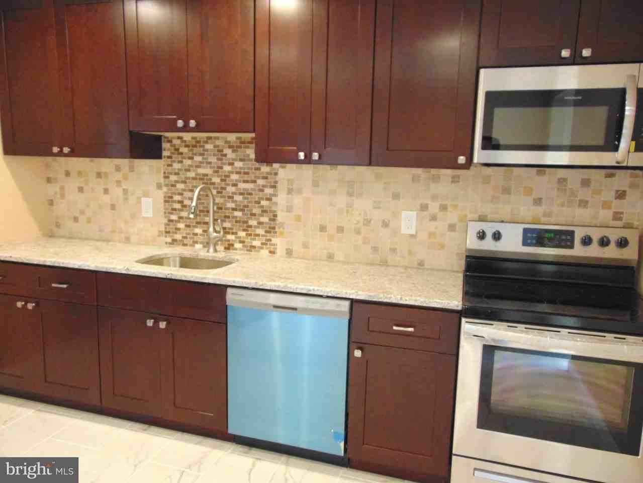 3622 Lincoln Highway - Photo 2 of 15