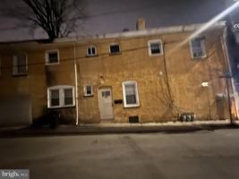 featured image of 410 Barbadoes Street #C