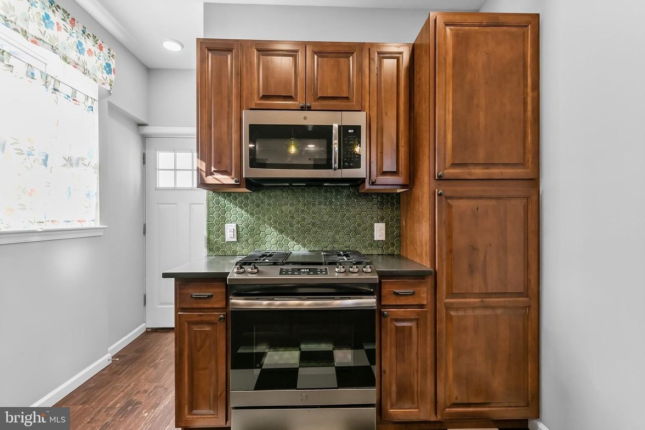 1120 O'neil Street - Photo 2 of 27