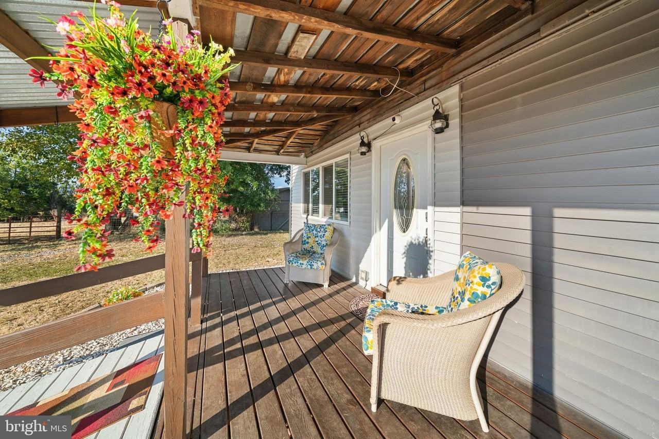 962 Wadesville Road - Photo 3 of 50