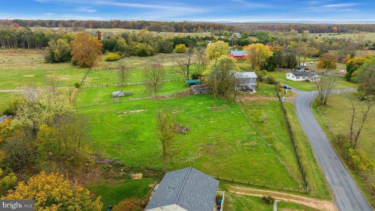 962 Wadesville Road - Photo 6 of 50