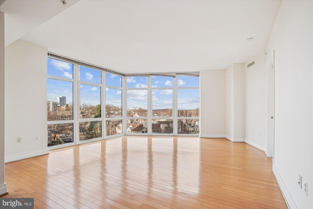 8220 Crestwood Heights Dr Apt 617 #617 - Photo 5 of 27