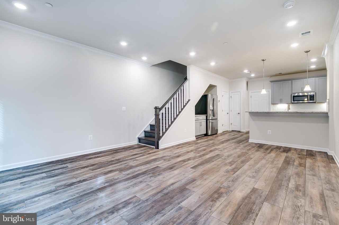 20687 Heron Landing Dr - Photo 4 of 39