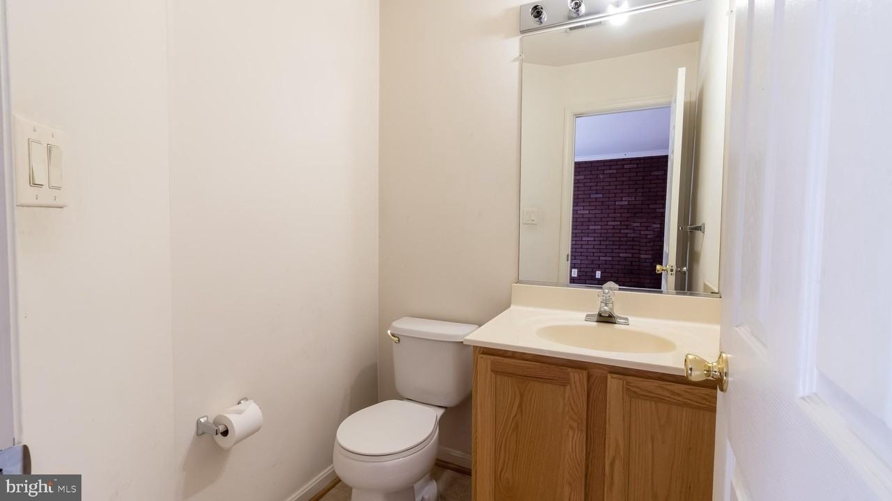 45416 Baggett Terrace - Photo 7 of 46