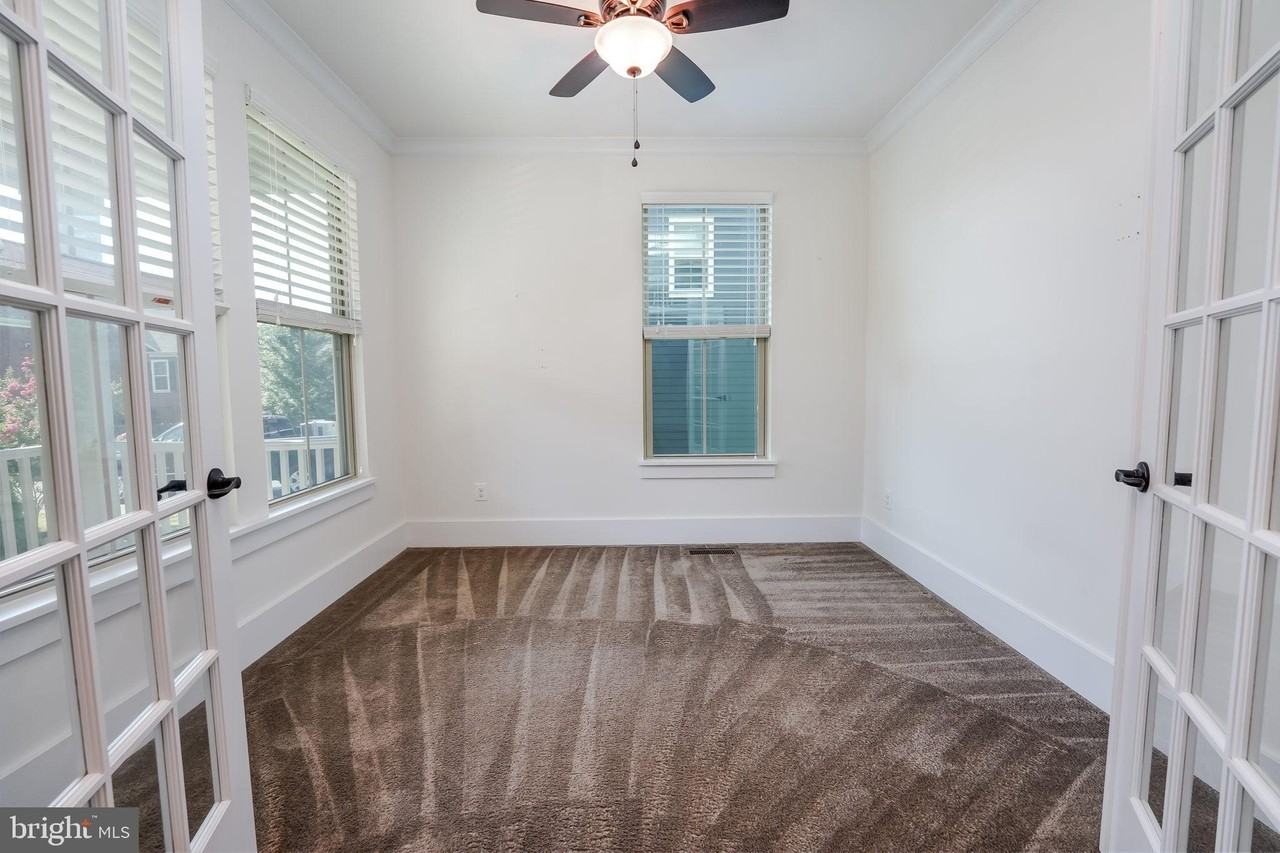 17052 Silver Arrow Drive - Photo 5 of 50