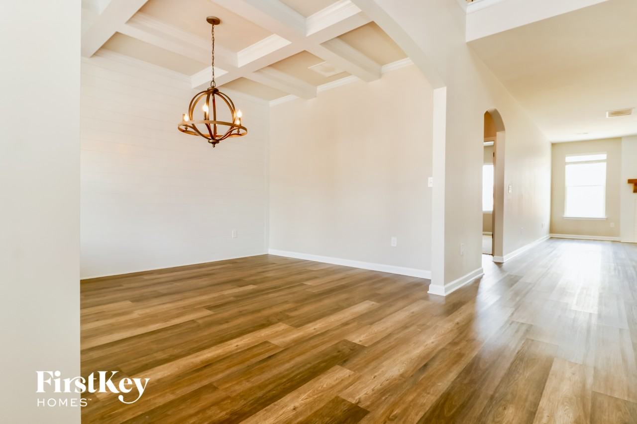 225 Villa Grande Drive - Photo 5 of 15