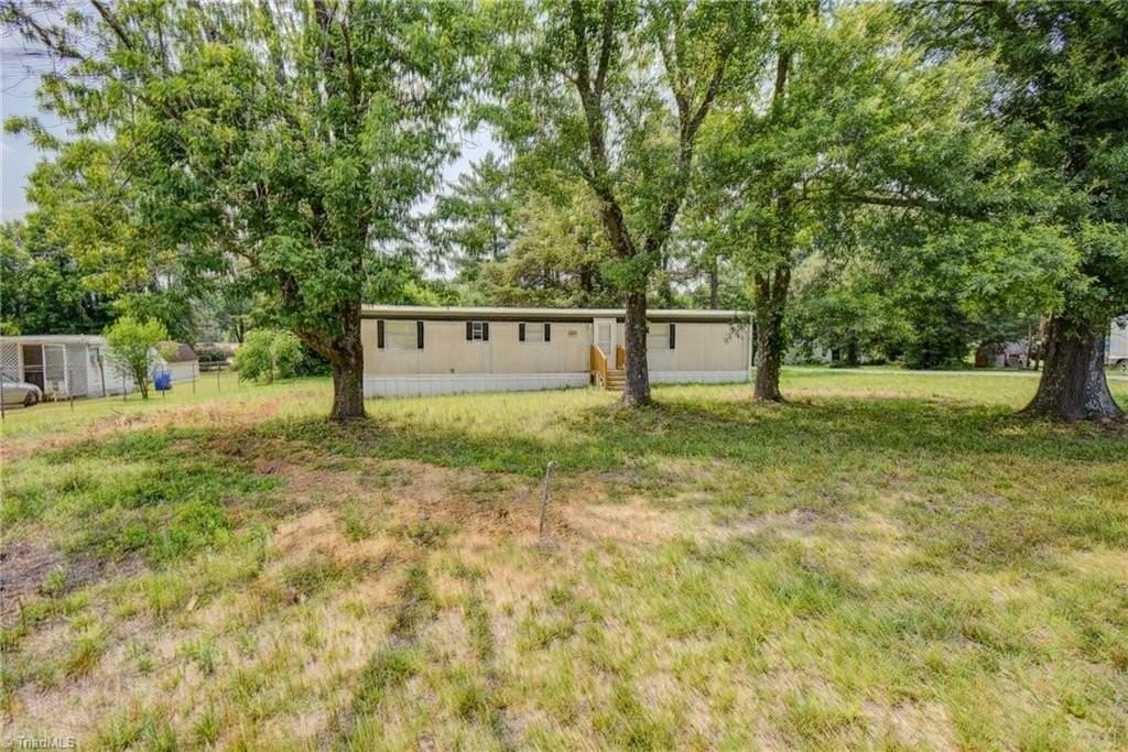 5947 Julian Airport Rd - Photo 3 of 18