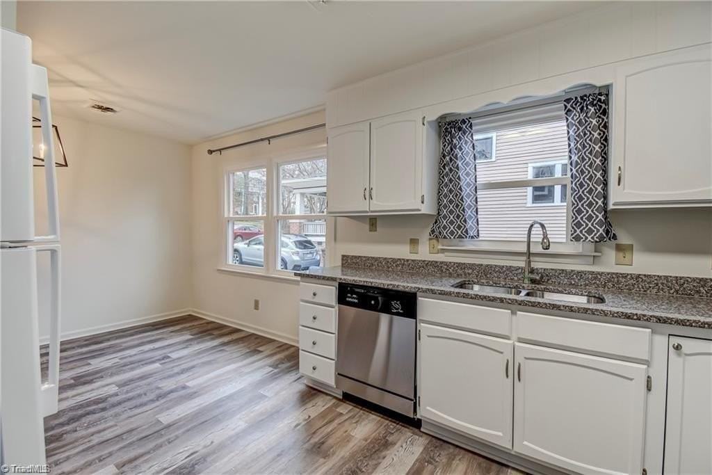 115 S Mendenhall St #C - Photo 7 of 22