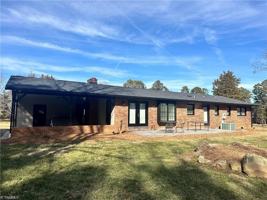 featured image of 190 Flat Swamp Lake Rd