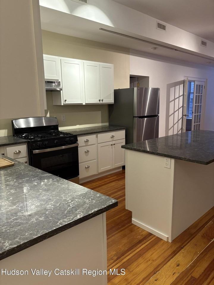 302 Wall St 2nd Fl #2ndFL - Photo 6 of 15