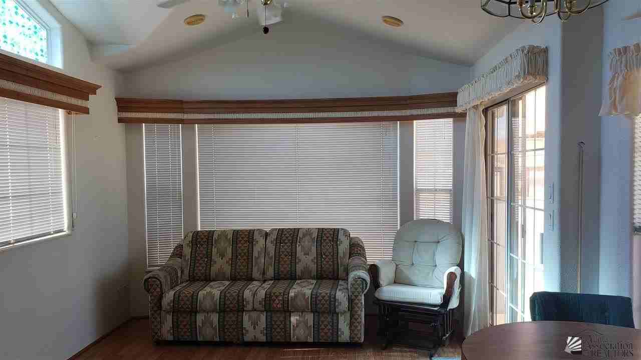 13698 E 51st St #B - Photo 3 of 15